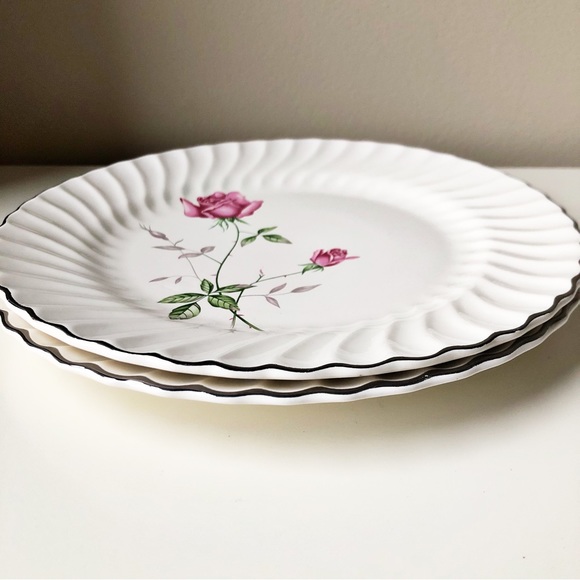 Scio Pottery Dorset Dinner Plates Set of 2 Pink Roses Pattern USA Mid Century - Picture 4 of 9